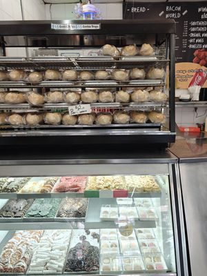 La Gran Via Bakery by null