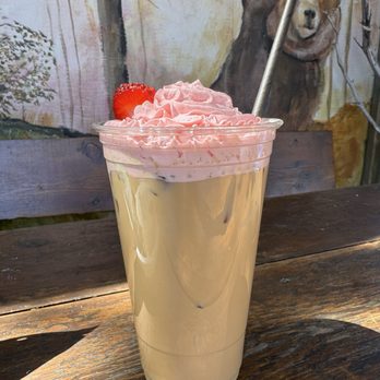 Café Crêpe - Strawberry Short Cake Coffee (iced) - Cafes Near Me - Big Bear Lake, California