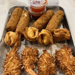 Kickin Kajun - Mozzarella sticks, crab won tons & coconut shrimp