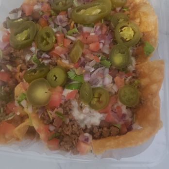 Valley Burger Bar - Loaded nachos - Burgers Near Me - Los Angeles, California Valley Burger Bar - Loaded nachos - Burgers Near Me - Los Angeles, California