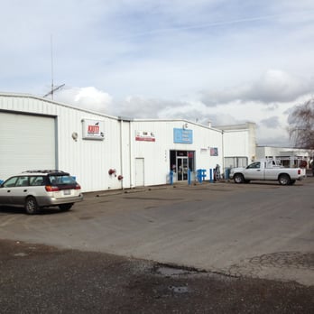 Cowlitz River Rigging - Hardware Stores Near Me - Longview, Washington