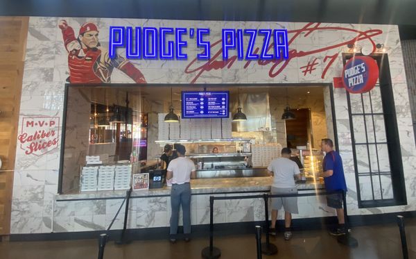 Pudge's Pizza by null