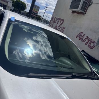 Daniel's Auto Glass - Auto Glass Services Near Me - Fullerton, California