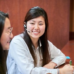 Hu Smiles in Renton - Warm and friendly dental staff at Renton dentist Hu Smiles in Renton