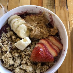 it is so sloppy, so over priced, and the Pb I paid extra for to be drizzled didn't even mix in.