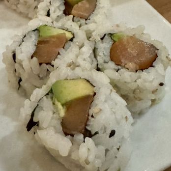 Momosan - Tuna avocado - Ramen Near Me - Ledyard, Connecticut