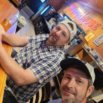 WingHouse Bar & Grill - Sports Bars Near Me - Wesley Chapel, Florida