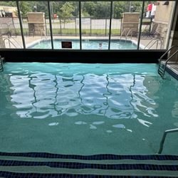 Drury Inn & Suites St. Louis O'Fallon, IL - Pool