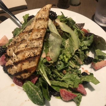 bellagreen - Bella Berry Salad (GF) (DF) (VEG) - Gluten-Free Near Me - Houston, Texas