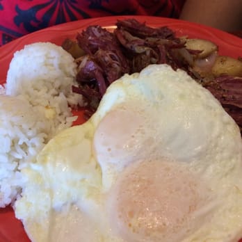 Bogart's Cafe - Corned Beef Hash. - Breakfast & Brunch Near Me - Honolulu, Hawaii