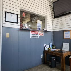 Orange High Smog Check & Auto Registration - Waiting room at Orange High Smog.