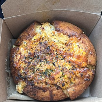 Café Dear Leon - Crab Dip Bagel - Cafes Near Me - Baltimore, Maryland