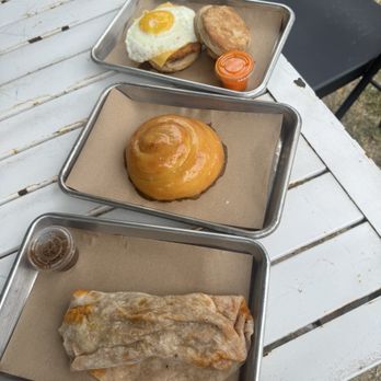 Mercado Sin Nombre - Pork burrito, honey bunny, biscuit sandwich - Mexican Near Me - Austin, Texas