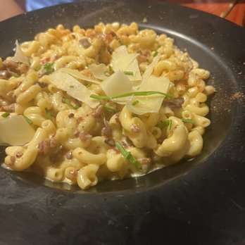 Maui Brewing - Bacon Mac & Cheese - Brewpubs Near Me - Lahaina, Hawaii