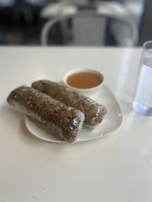Cuốn - Vietnamese Street Food by null