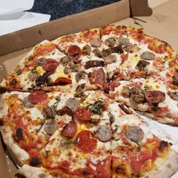 Meet Lovers Pizza