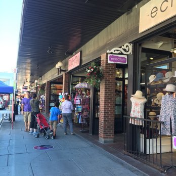 ByWard Market - Shopping Centers Near Me - Ottawa, Ontario