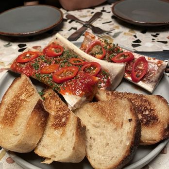 The Salted Pig - Bone marrow - Gastropubs Near Me - Riverside, California