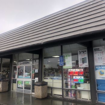 7-Eleven - Outside - Convenience Stores Near Me - Oxnard, California