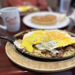 Stacks Kitchen - Big Daddy Skillet Breakfast
