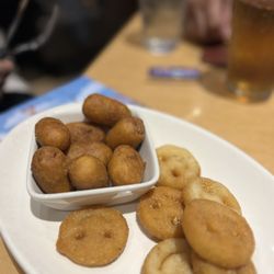 Kids' Mini Corn Dogs w/ Happy Fries