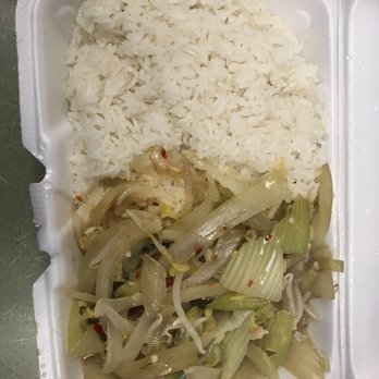 Cozyroom Chinese Restaurant - Horrible place! Shrimp chow mein with 2 pieces of shrimp and  no noodles! - Chinese Near Me - North Brunswick, New Jersey