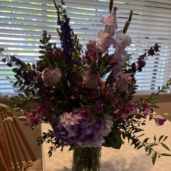 Canoga Park Florist - Florists Near Me - Canoga Park, California Canoga Park Florist - Florists Near Me - Canoga Park, California