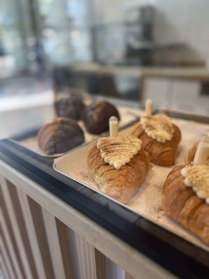 Sundays Croissanterie by null