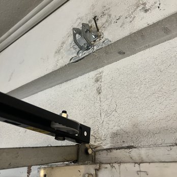 Profession-Als Garage Doors - Shoddy work. They installed this rail and it has fallen off in less than a year. They won't respond to my messages. Stay away. - Garage Door Services Near Me - Los Angeles, California Profession-Als Garage Doors - Shoddy work. They installed this rail and it has fallen off in less than a year. They won't respond to my messages. Stay away. - Garage Door Services Near Me - Los Angeles, California