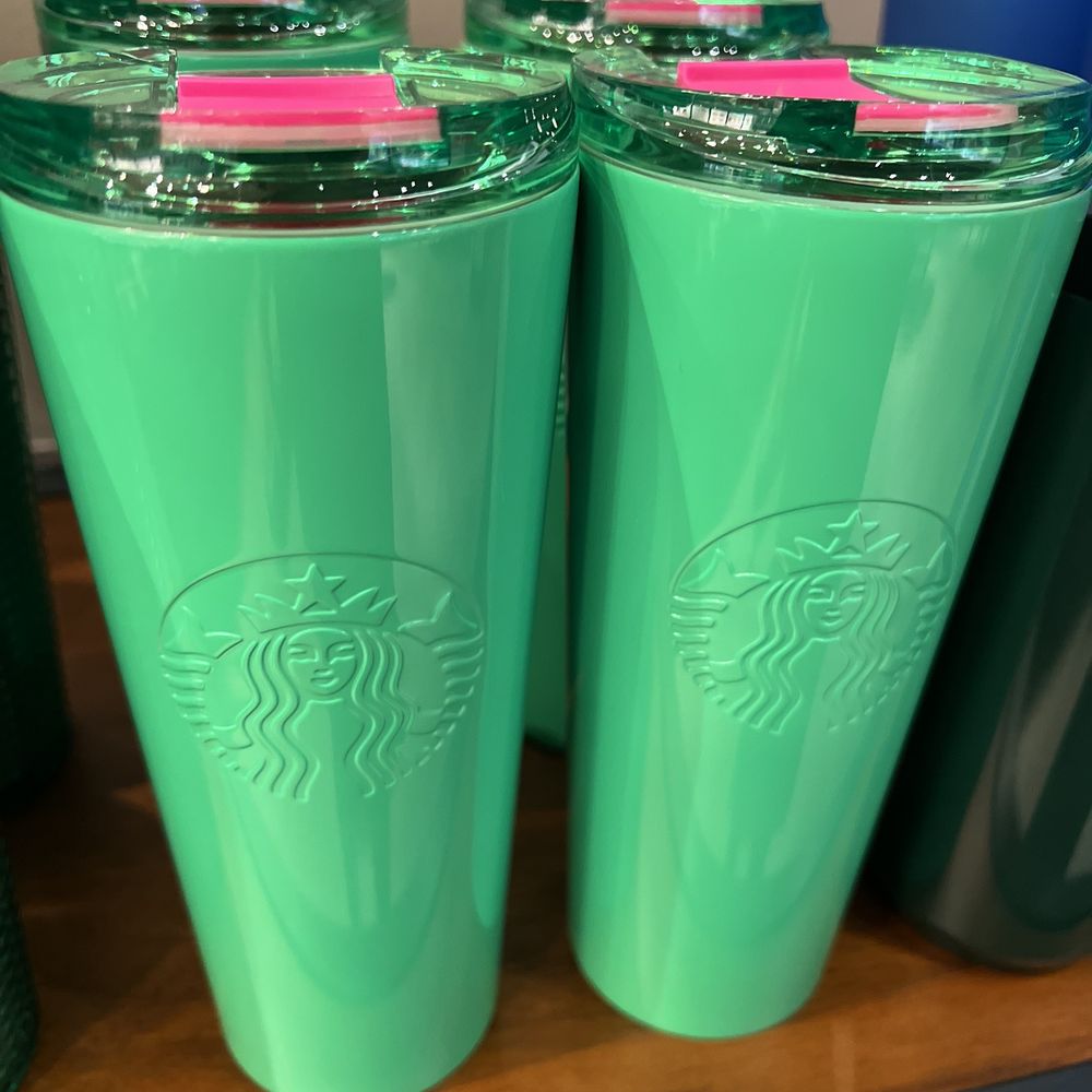 Starbucks - So colorful. Total Christmas vibes! Lol. - Coffee & Tea Near Me - Davie, Florida Starbucks - So colorful. Total Christmas vibes! Lol. - Coffee & Tea Near Me - Davie, Florida
