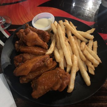 Strikeout Wingz - Traditional 10 Wingz and Seasoned Fries - Chicken Wings Near Me - Nashville, Tennessee Strikeout Wingz - Traditional 10 Wingz and Seasoned Fries - Chicken Wings Near Me - Nashville, Tennessee