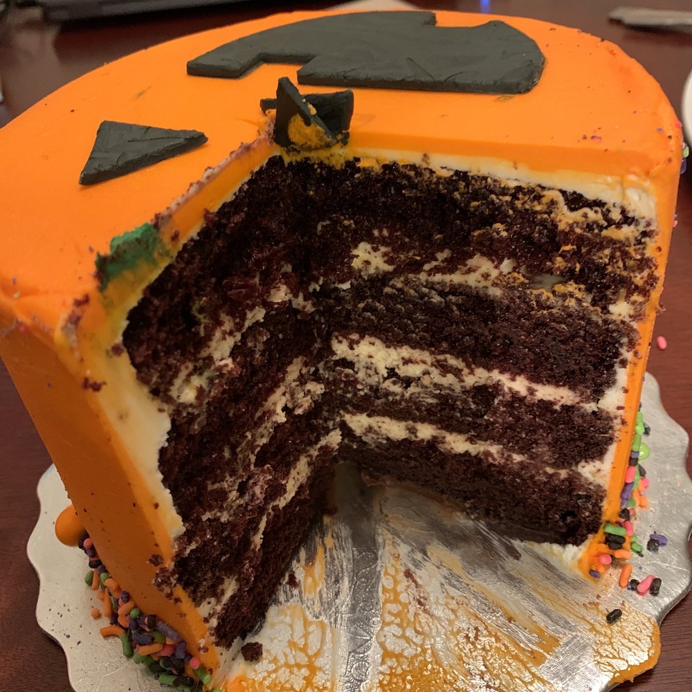 Charm City Cakes - Peanut butter pumpkin cake 10/23/21 - Cooking Classes Near Me - Baltimore, Maryland Charm City Cakes - Peanut butter pumpkin cake 10/23/21 - Cooking Classes Near Me - Baltimore, Maryland