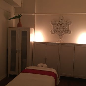 Bhati Ascended Wellness - THE NEW BHATI  TREATMENT ROOM - Massage Therapy Near Me - Brooklyn, New York