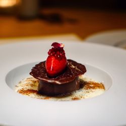 Araguani Chocolate Flourless Tart - IG: @nelson_eats