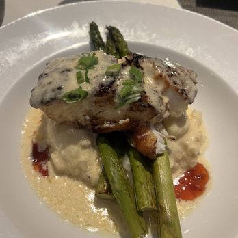 Crimson Tavern - Sea Bass - Gastropubs Near Me - Orlando, Florida Crimson Tavern - Sea Bass - Gastropubs Near Me - Orlando, Florida