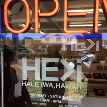 HEgreaterthani Haleiwa - Door on the side is calling me in - Women's Clothing Near Me - Haleiwa, Hawaii HEgreaterthani Haleiwa - Door on the side is calling me in - Women's Clothing Near Me - Haleiwa, Hawaii