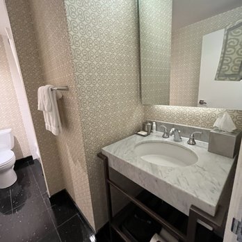 Kimpton Hotel Vintage Seattle - Hotels Near Me - Seattle, Washington