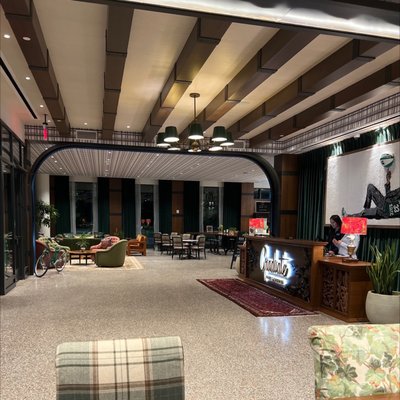 Graduate Rock Bar by null