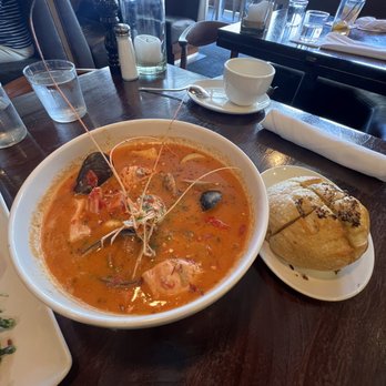 Nick's On 2nd - San Francisco Cioppino Specialty - New American Near Me - Long Beach, California Nick's On 2nd - San Francisco Cioppino Specialty - New American Near Me - Long Beach, California