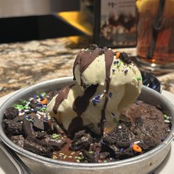 BJ's Restaurant & Brewhouse - "Boo-Zookie"