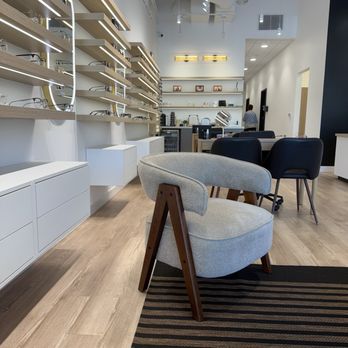 Omni Optometry - Clean and welcoming - Optometrists Near Me - Fullerton, California Omni Optometry - Clean and welcoming - Optometrists Near Me - Fullerton, California