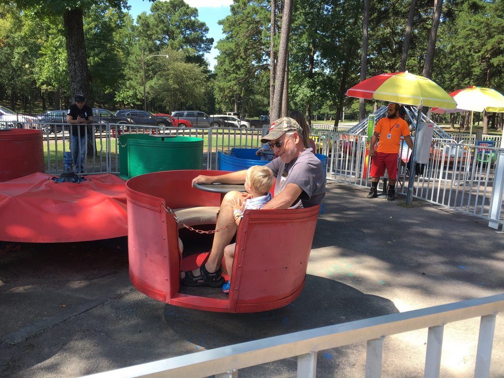 FUNLAND BURNS PARK Updated July 2024 Burns Park, North Little Rock