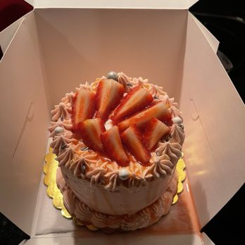 Applecore's - Strawberry Prosecco cake (seasonal) - Bakeries Near Me - Columbia, Maryland Applecore's - Strawberry Prosecco cake (seasonal) - Bakeries Near Me - Columbia, Maryland