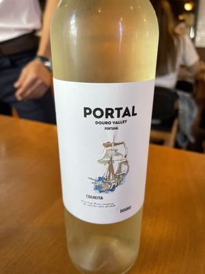 Meia-Nau Matosinhos by null