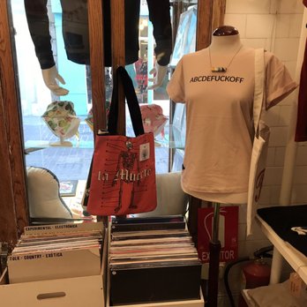 La Integral - Fashion Near Me - Madrid, M