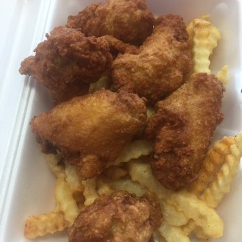 Frosty Queen - Hot wings and fries. Why must I ask for buffalo sauce?? - Burgers Near Me - Sacramento, California Frosty Queen - Hot wings and fries. Why must I ask for buffalo sauce?? - Burgers Near Me - Sacramento, California