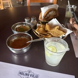 Molino Viejo - Starting with chips and salsa along with a margarita.