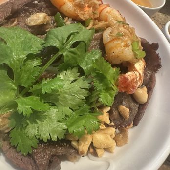 Pho Bang New York - Vermicelli w/ shrimp and beef - Vietnamese Near Me - Montreal, Quebec Pho Bang New York - Vermicelli w/ shrimp and beef - Vietnamese Near Me - Montreal, Quebec