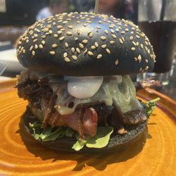 The Quays - Guinness Burger