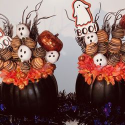 Bel Dolce Bakery - My Halloween Birthday treats, we're amazing and so delicious. I was throughly impressed!